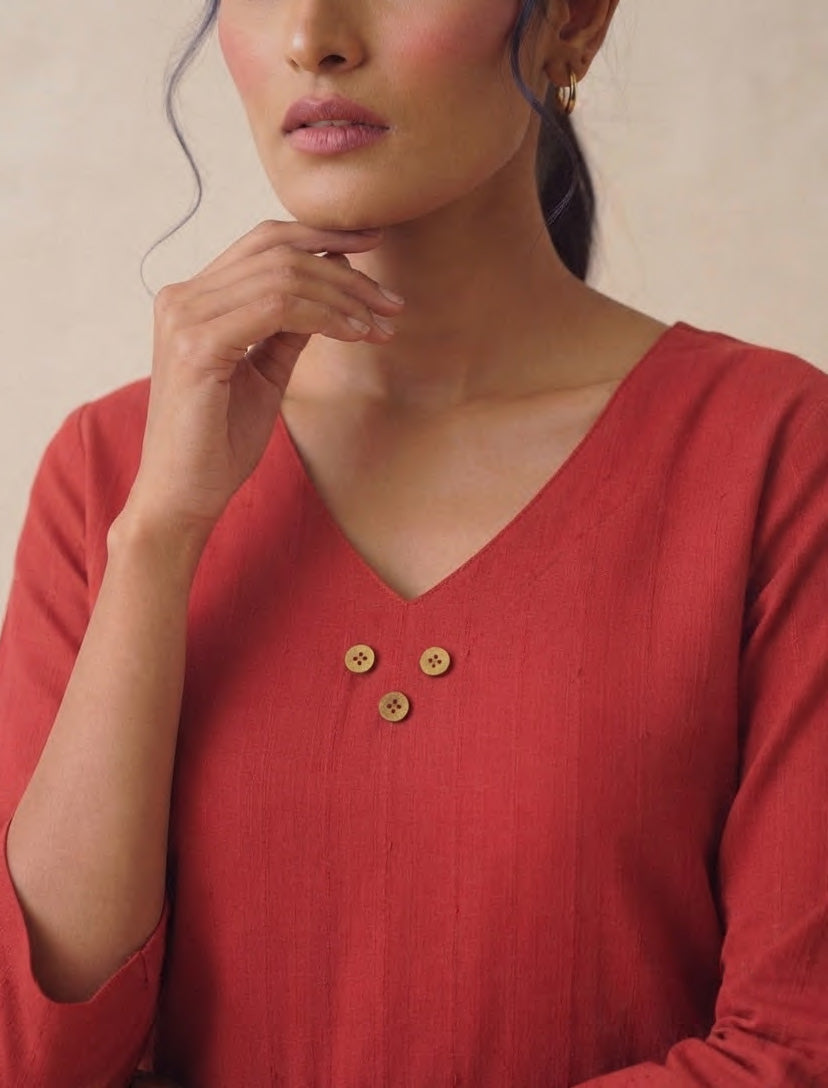 Red Button-detail Kurta